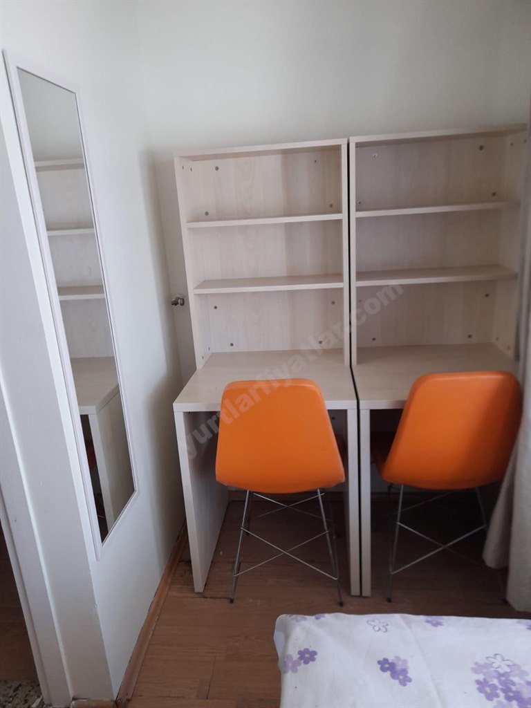 �i�li K�z Evi