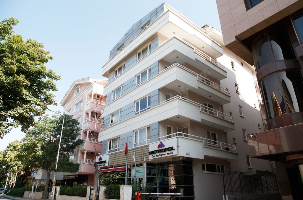 Metropol K�z ��renci Yurdu - D�� Cephe