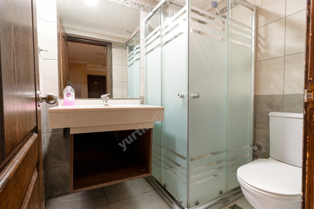 Metropol K�z ��renci Yurdu - 5 Ki�ilik Oda