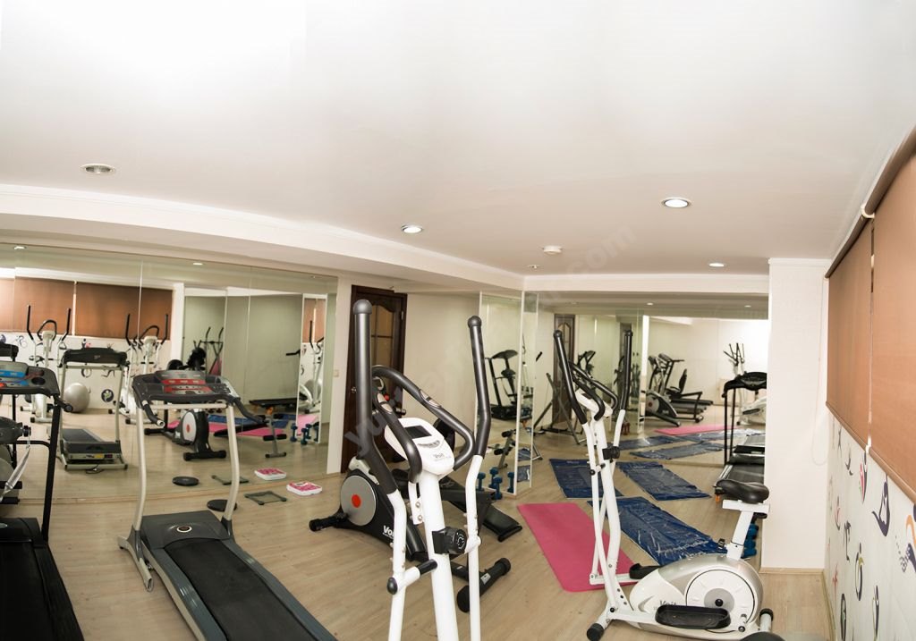 Metropol K�z ��renci Yurdu - Spor Salonu