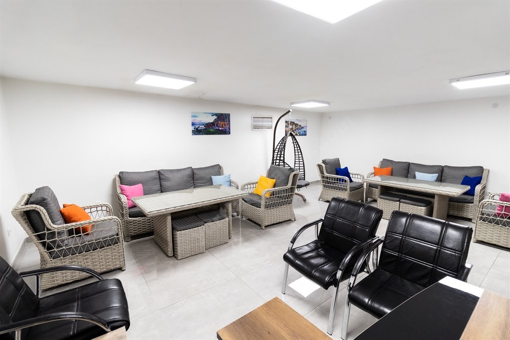 Alt�n���k K�z ��renci Yurdu - Dinlenme Odas�