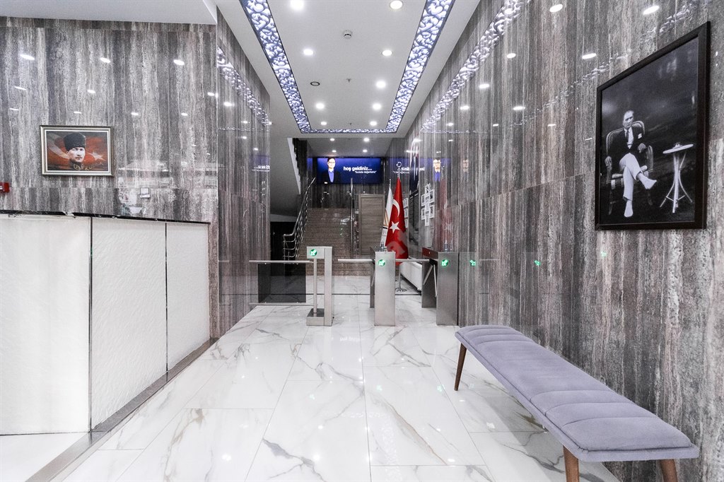 Alt�n���k K�z ��renci Yurdu - Lobi
