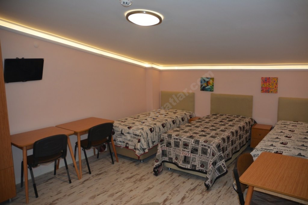 �lkay K�z ��renci Yurdu - 3 Ki�ilik Oda