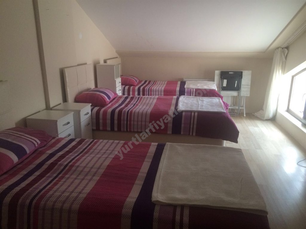 312 K�z ��renci Yurdu - 3 Ki�ilik Teras Oda