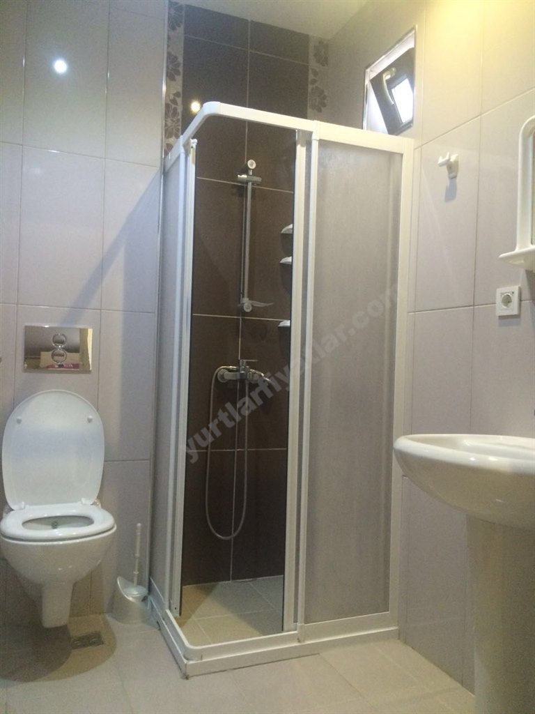 312 K�z ��renci Yurdu - Banyo