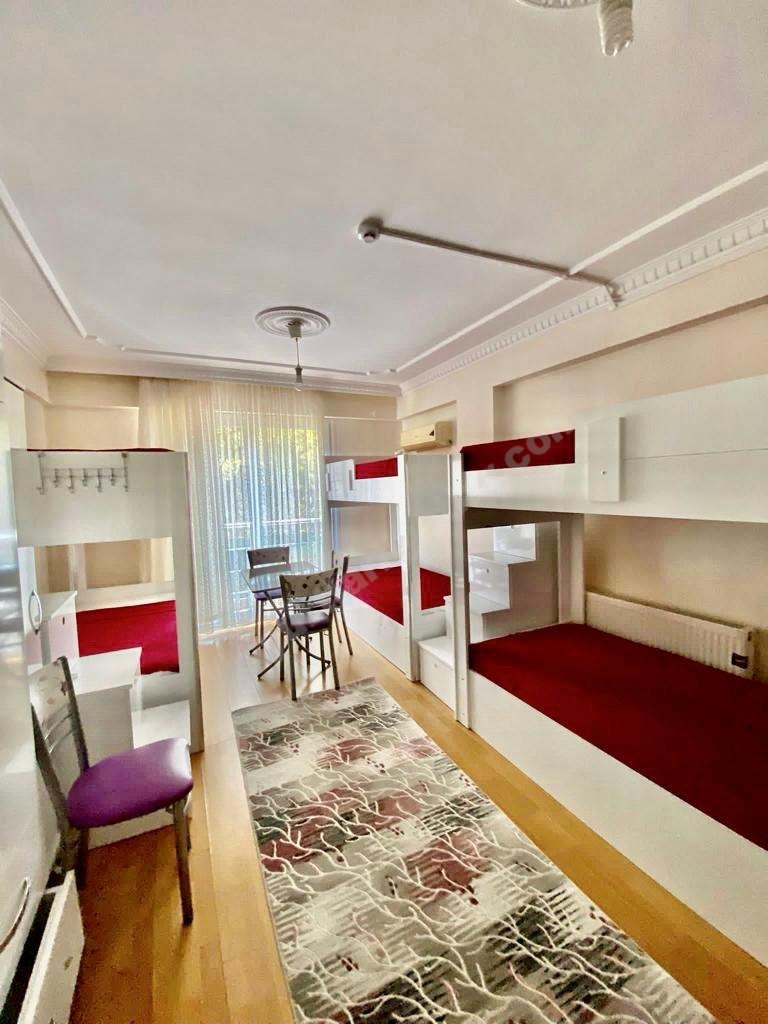 �zel Buca G�ven K�z Yurdu - 6 Ki�ilik Oda