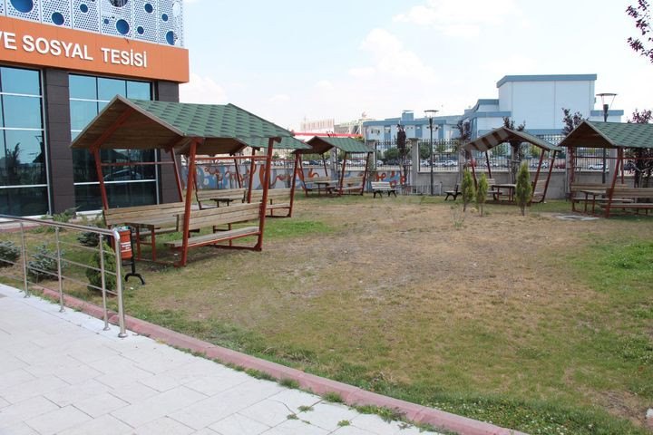 TMMOB Teoman �zt�rk Sosyal Tesisi - Bah�e