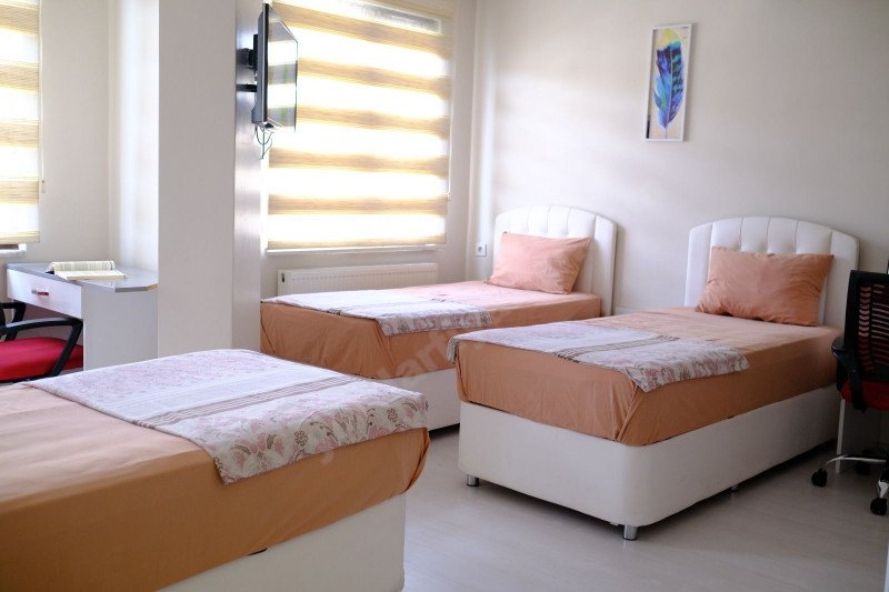 Turanlar K�z ��renci Yurdu - 3 Ki�ilik Oda