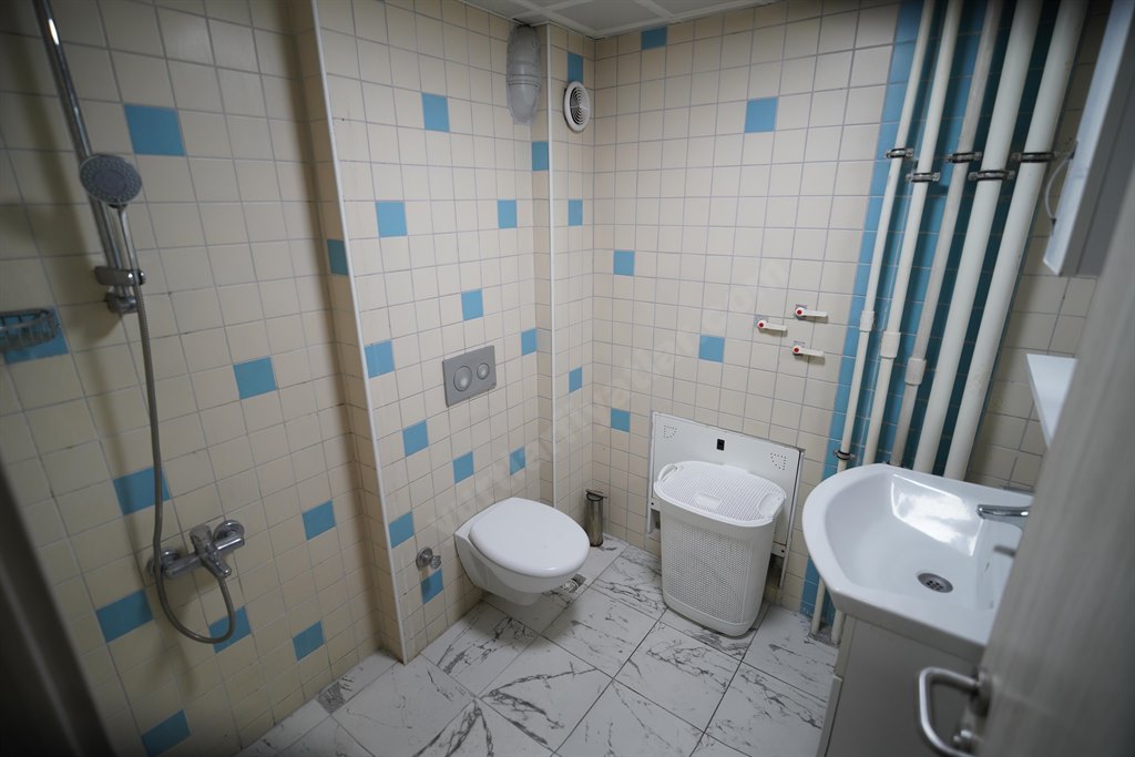 F�rat Erkek ��renci Yurdu - WC Banyo