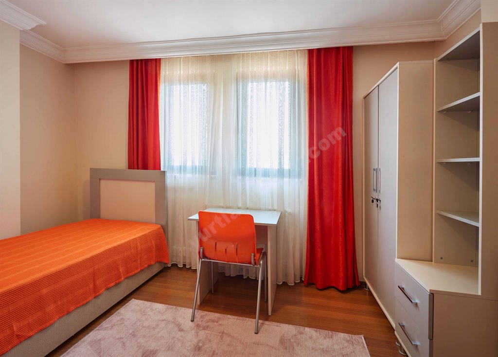 Sancak �sk�dar Erkek Yurdu - Tek Ki�ilik Oda