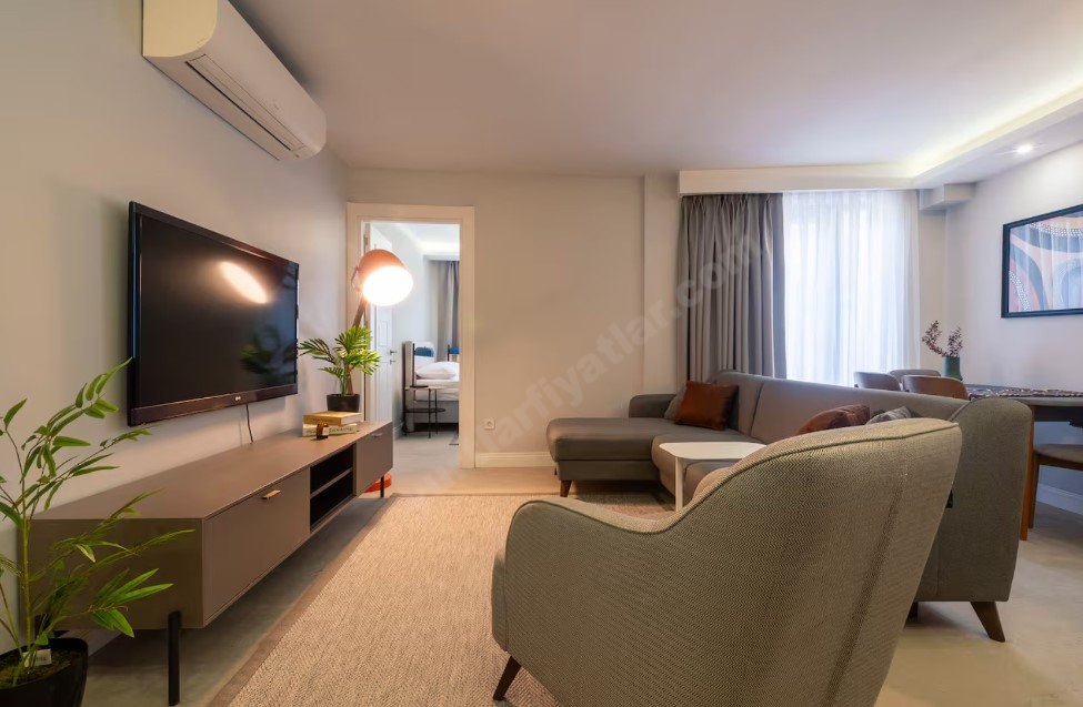 Zess K�z Suites - 4 Misafir 1+1 Bah�e Kat�