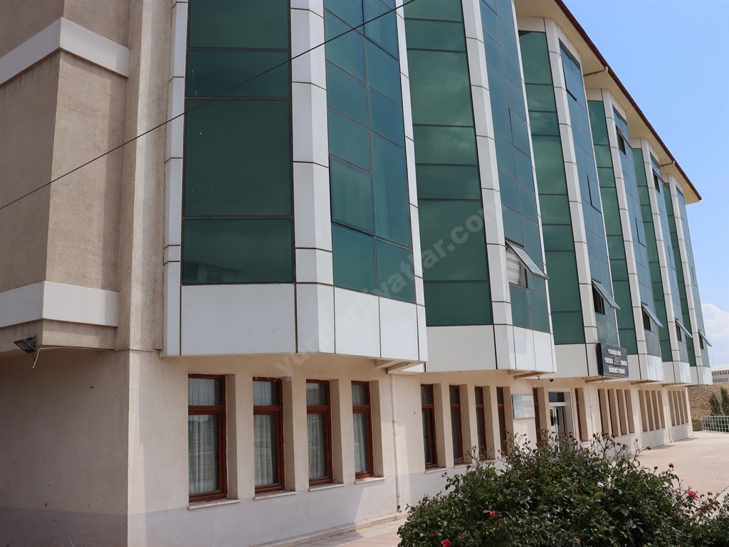Yeni�ehir Erkek ��renci Yurdu - D�� Cephe
