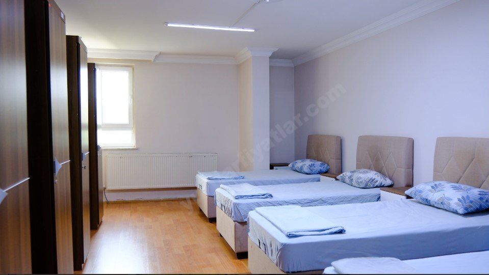 �nder Konya Erkek Yurdu - 4 Ki�ilik Oda