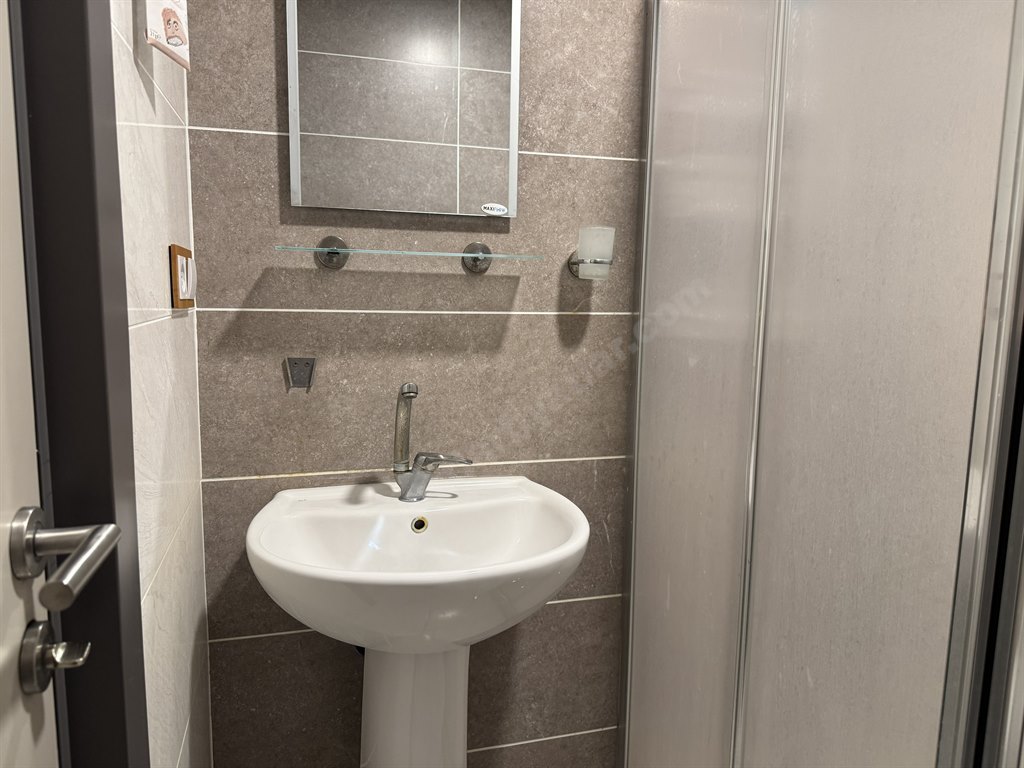 Fatih �hya Vakf� K�z Yurdu - Lavabo