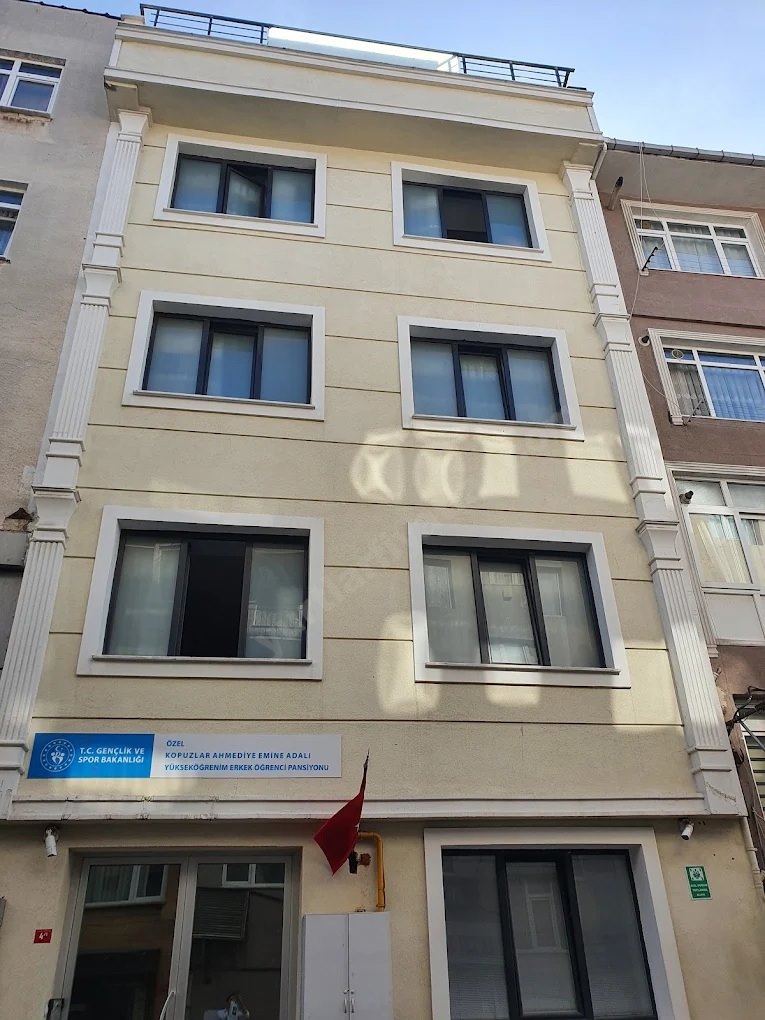 Valide Sultan Ahmediye Erkek ��renci Yurdu