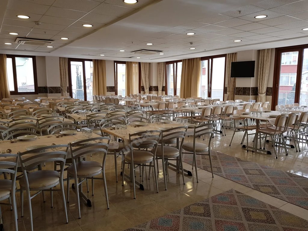 Yakac�k Saraylar Erkek Yurdu