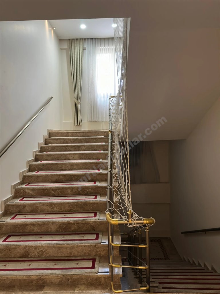 Yakac�k Saraylar Erkek Yurdu