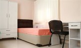 �zmir - Bornova, Bat� Plus K�z Yurdu - 1 Ki�ilik Oda