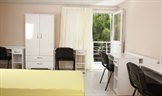 �zmir - Bornova, Bat� Plus K�z Yurdu - 4 Ki�ilik Oda