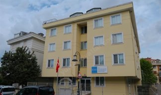 �nsan Vakf� Maltepe K�z Yurdu