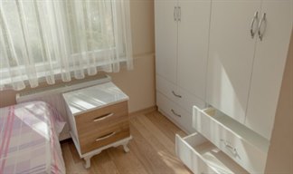 �stanbul - Kad�k�y, �zyuvam K�z Apart� - 4 Ki�ilik Oda