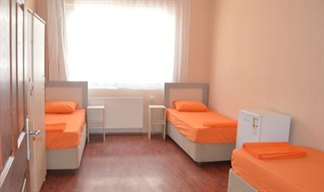 Ayd�n - Merkez, �nsan Vakf� Efeler Erkek Yurdu - 3 Ki�ilik Oda