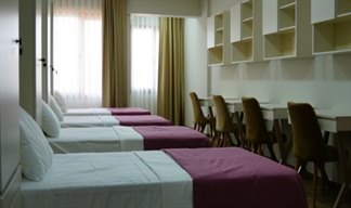 �stanbul - Beyo�lu, Mayra K�z ��renci Yurdu - 4 Ki�ilik Oda