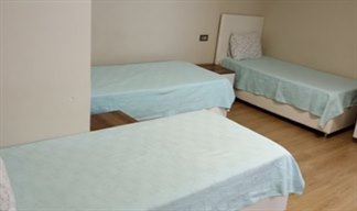 Adana - ukurova, nsan Vakf Yediveren Erkek Yurdu  - 3 Kiilik Oda - 1+1