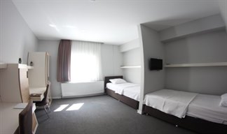 Ankara - �ankaya, Ey�bo�lu K�z ��renci Yurdu - 2 Ki�ilik Oda