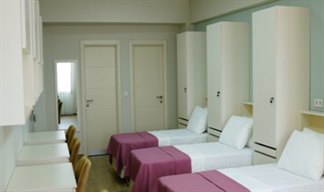 �stanbul - Beyo�lu, Mayra K�z ��renci Yurdu - 3 Ki�ilik Oda