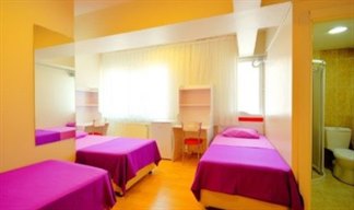 �stanbul - Kad�k�y, Bostanc� Gazi 6 K�z ��renci Yurdu - 3 Ki�ilik Oda