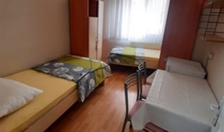 �zmir - Bornova, �zel Bornova Erkek ��renci Yurdu - 2 Ki�ilik Oda