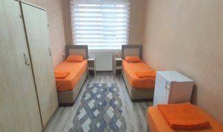 Ayd�n - Merkez, �nsan Vakf� Efeler Erkek Yurdu - 3 Ki�ilik Oda