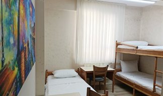 �zmir - Bornova, �zmir Ulusoy Erkek ��renci Yurdu - 3 Ki�ilik Oda