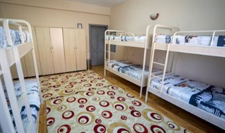 Konya - Meram, �nsan Vakf� Mavera K�z Yurdu - 6 Ki�ilik Oda