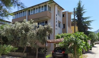 Denizli Ahmet Hulusi Efendi Erkek renci Evleri 1