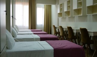 Mayra Kz renci Yurdu