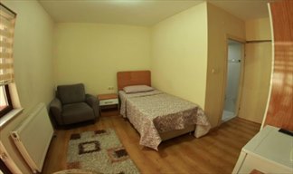 Ankara - �ankaya, �zel Mine 3 K�z ��renci Yurdu  - 1 Ki�ilik Oda