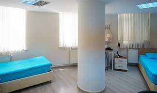 �stanbul - Maltepe, �zel Adalet �lmen K�z Yurdu - 2 Ki�ilik Oda
