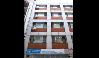 �nsan Vakf� Bak�rk�y K�z Yurdu