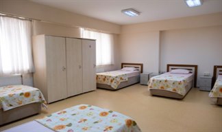 �stanbul - �mraniye, �nsan Vakf� Ihlamurkuyu K�z Yurdu - 5 Ki�ilik Oda