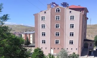 Muradiye Erkek renci Yurdu