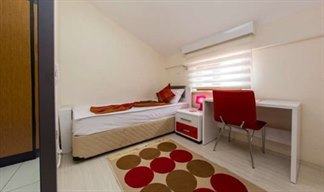 Konya - Sel�uklu, 20. �UBE - �deal K�z ��renci Yurdu - 1 Ki�ilik Oda
