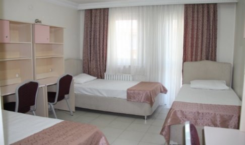 Ankara - ankaya, zel Gne Erkek renci Yurdu  - 3 Kiilik Oda