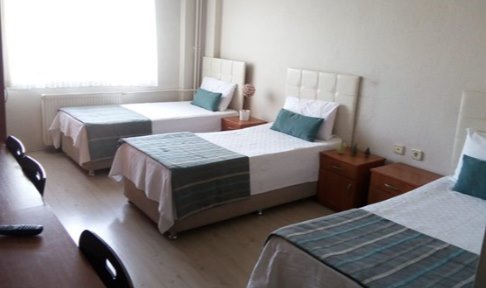 Manisa - Merkez, Manisa Ilg�n Bayan Apart Yurt - 3 Ki�ilik Oda