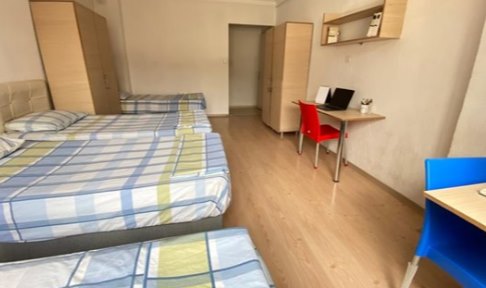 �zmir - Bornova, Altay Erkek Pansiyonu - 4 Ki�ilik Oda