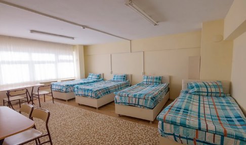 Kocaeli - �zmit, D�nya Erkek ��renci Yurdu - 4 Ki�ilik Oda