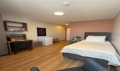 Ankara - �ankaya, Bah�elievler �zel Sandal K�z ��renci Yurdu - 1 Ki�ilik Oda