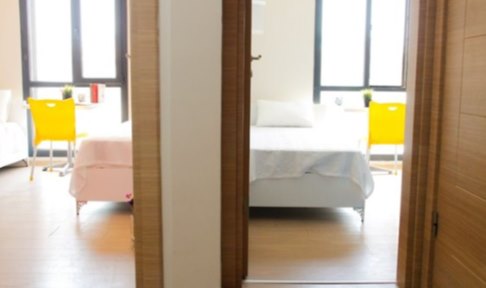 �zmir - �i�li, �i�li Modern Erkek Rezidans� - 4 Ki�ilik Oda