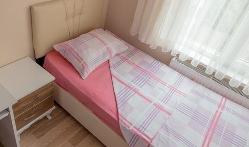 �stanbul - Kad�k�y, �zyuvam K�z Apart� - 1 Ki�ilik Oda